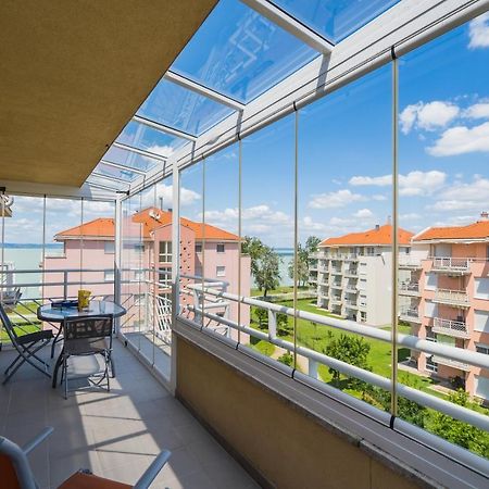 Myflat All-Season Apartment Siófok Exteriör bild